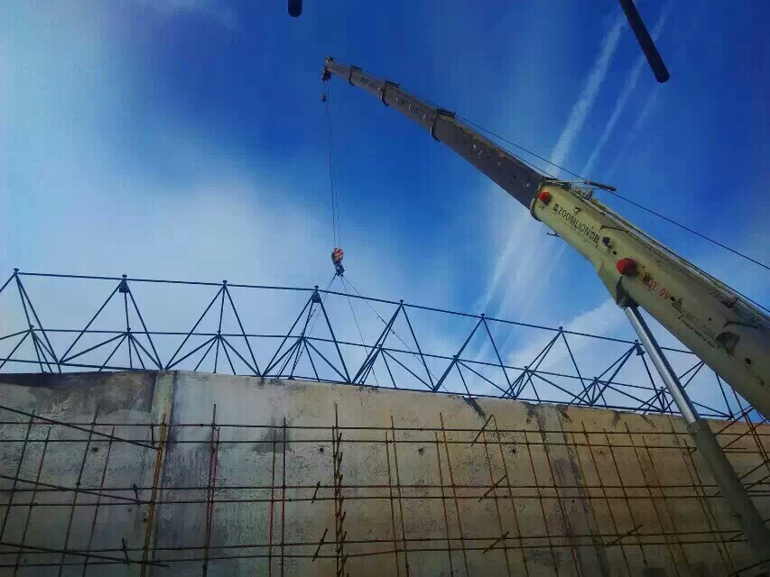 南寧食堂網架結構工程