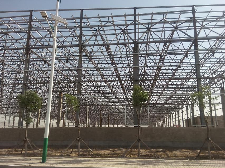 南通汽車工業(yè)廠房網(wǎng)架