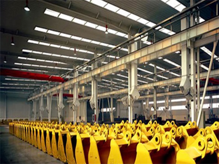 廣州徐工集團挖掘機裝配車間