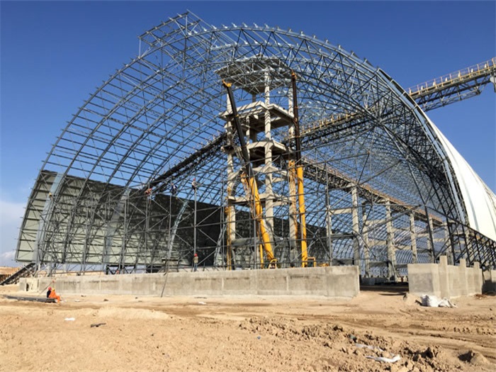 云南山西煤機油桶翹工程網架